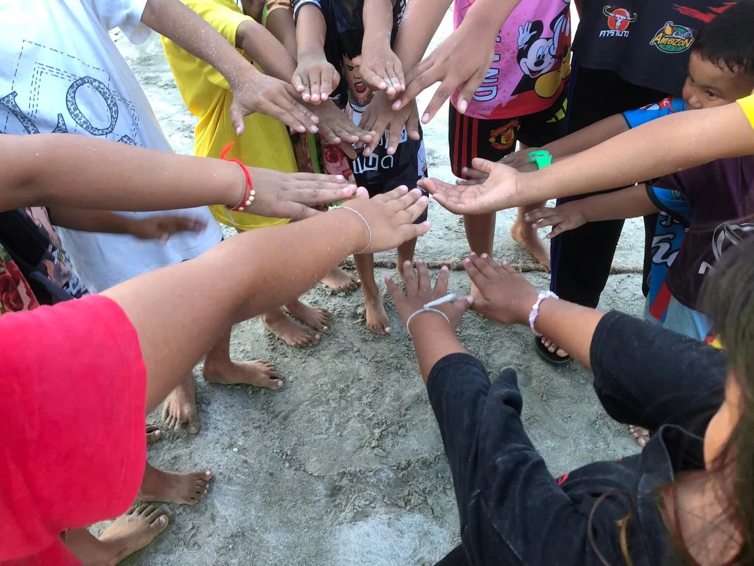 สานพลัง ชุมชนชายทะเลบ้านคุ้งโตนด ร่วมพัฒนาสื่อดี พื้นที่ดี ภูมิดี ของเด็ก