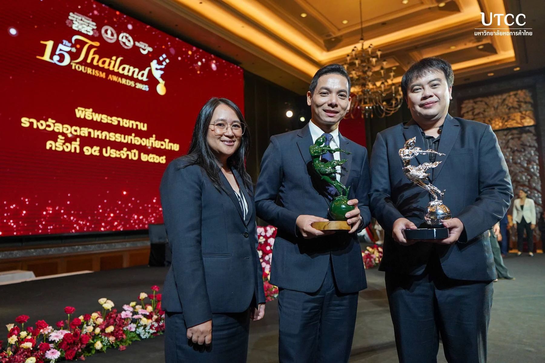 คณะการท่องเที่ยวและอุตสาหกรรมบริการ มหาวิทยาลัยหอการค้าไทย คว้า 2 รางวัล อุตสาหกรรมท่องเที่ยวไทย Thailand Tourism Awards ครั้งที่ 15 ประจำปี 2568