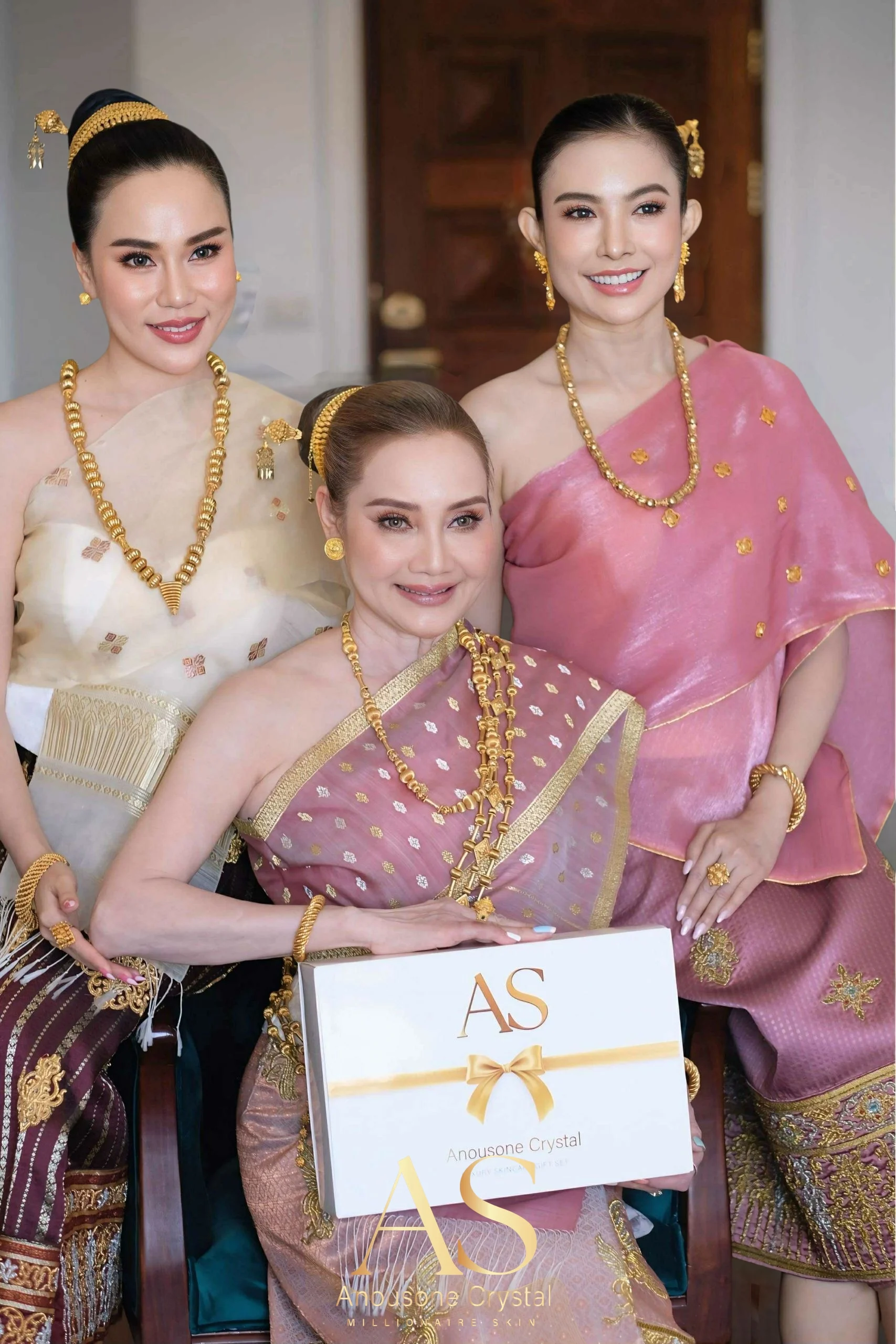 AS CRYSTAL – The Art of Timeless Beauty สกินแคร์ลักชัวรีจากลาว ถ่ายทอดความงามแห่งวัฒนธรรม ผ่านดีไซน์ร่วมสมัยโดย “นาทินี คริสอิสระ”
