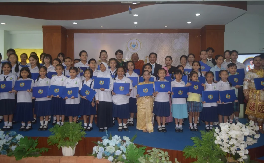 พิธีมอบรางวัล “เพชรปักษ์ใต้”