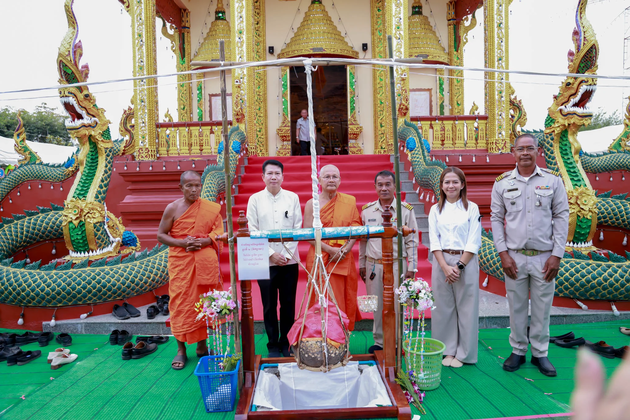 ปลัดจังหวัดกำแพงเพชร เป็นประธานนำส่วนราชการ พร้อมด้วยพุทธศาสนิกชน ร่วมพิธีเปิดงานปิดทองฝังลูกนิมิต วัดนาบ่อคำ 26 ธันวาคม 2568 ถึงวันที่ 6 มกราคม 2569 12 วัน 11 คืน