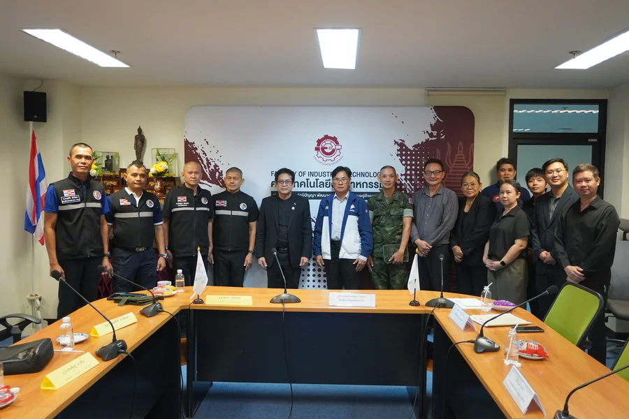 มหาวิทยาลัยราชภัฏรำไพพรรณี ผนึก กอ.รมน.ภาค 1 ร่วมวิจัยโดรน